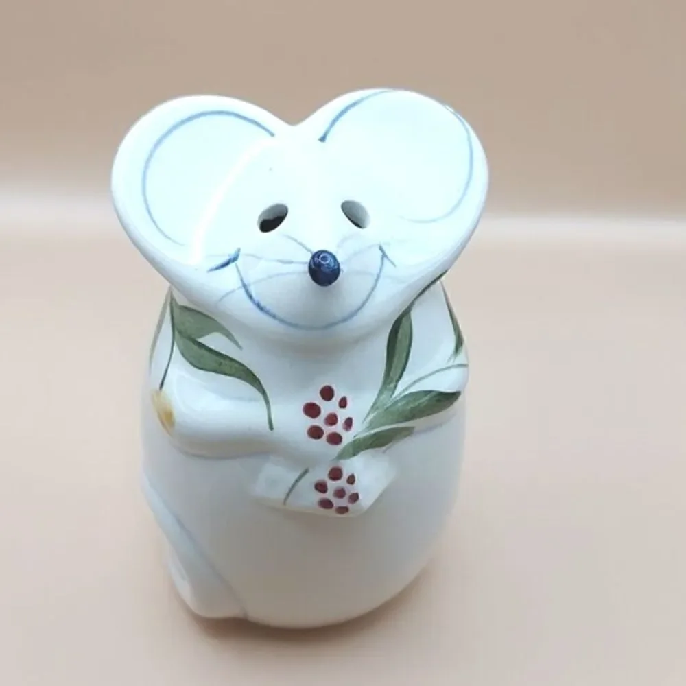 Vintage Gates-Ware Ceramic Mouse Cheese Shaker